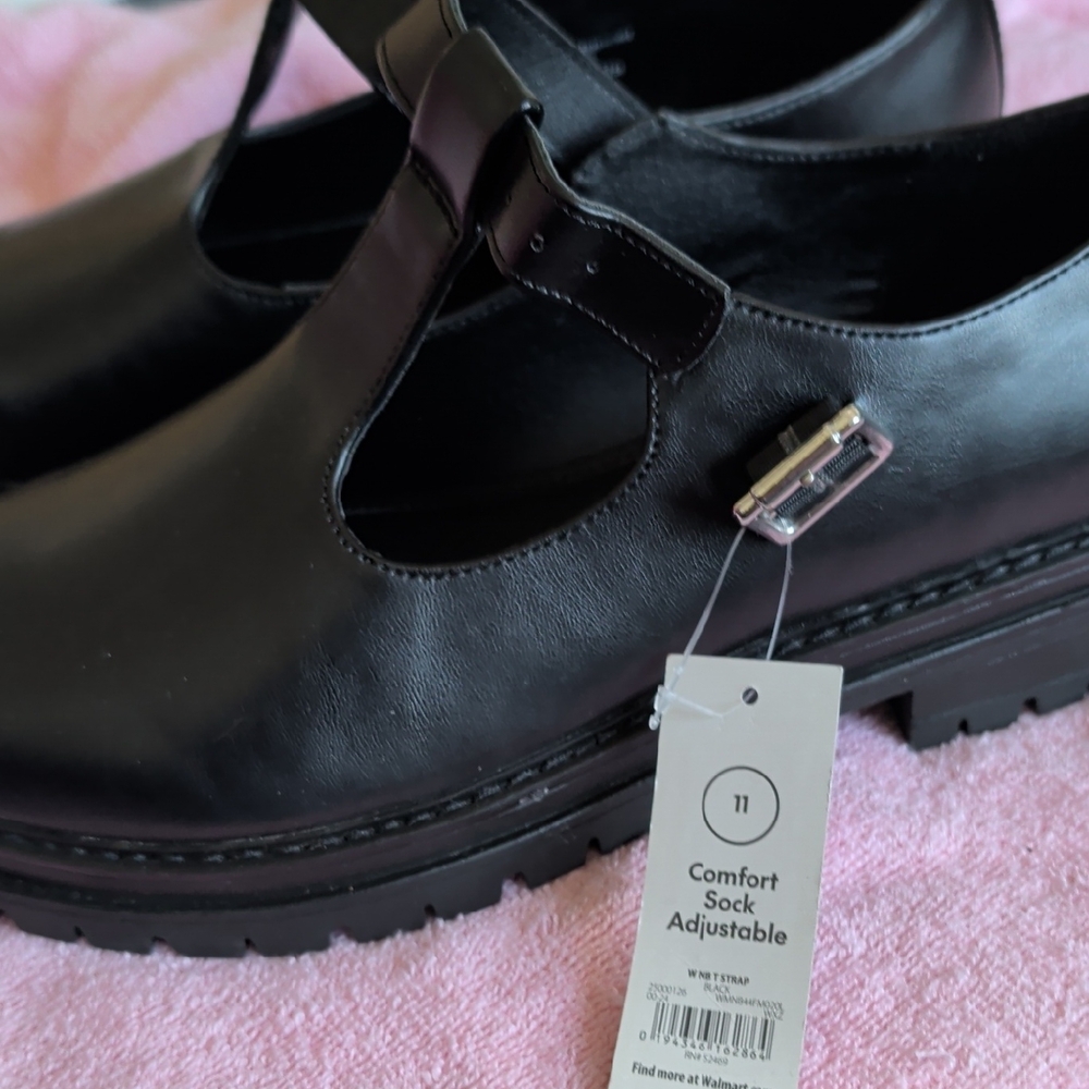 No Boundaries Black T‑Strap Mary Jane Comfort Flats